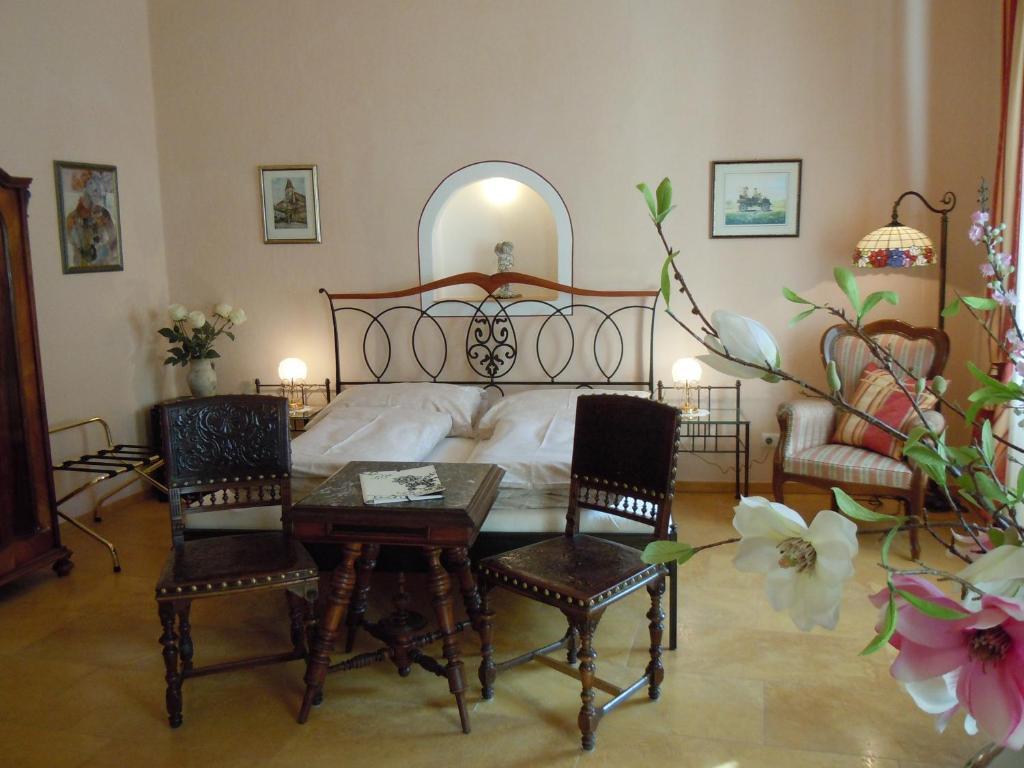 Boutique Hotel Ur-Wachau Weissenkirchen in der Wachau Quarto foto